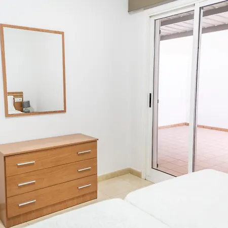 Yesenia Vv Airport El Matorral