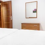 Apartment Yesenia Vv Airport El Matorral