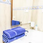 Yesenia Vv Airport Apartment