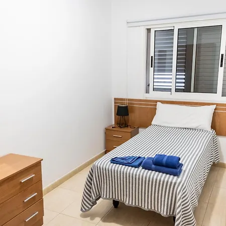 Apartment Yesenia Vv Airport