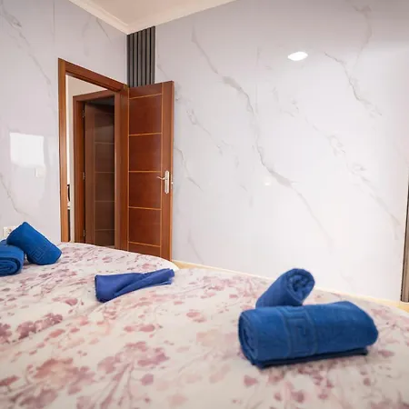 Apartment Yesenia Vv Airport El Matorral