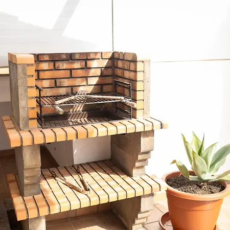 Yesenia Vv Airport Apartman