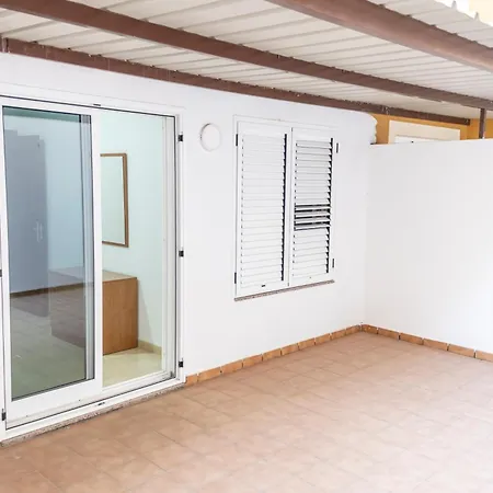 아파트 Yesenia Vv Airport *