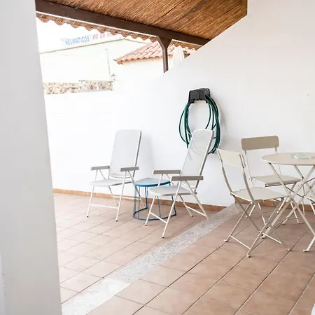 Yesenia Vv Airport * El Matorral