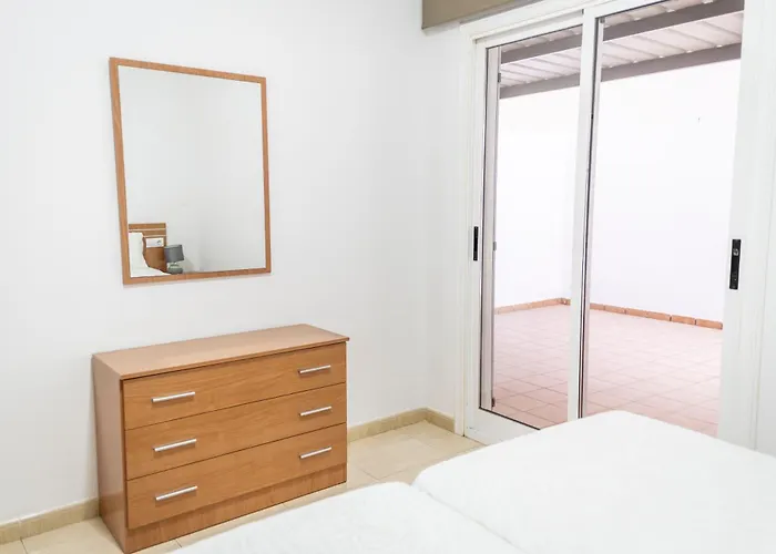 Yesenia Vv Airport El Matorral